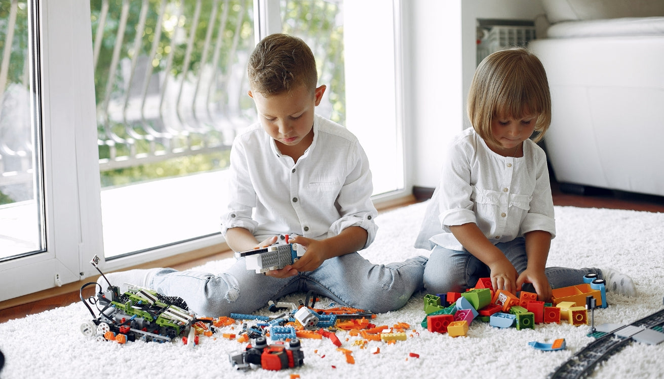 Activities to Keep Kids Happy During Family Gatherings